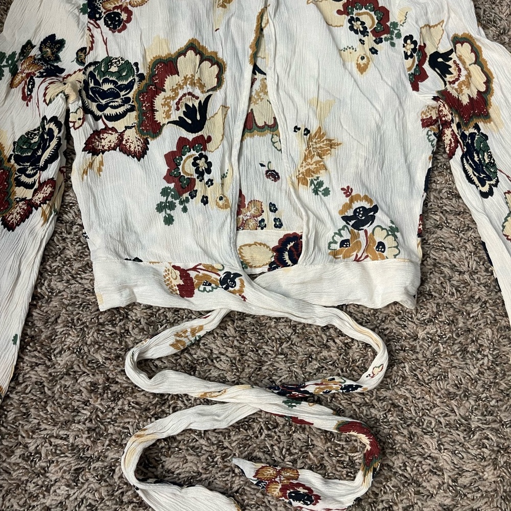 Floral Bell Sleeve 2 Piece Set - Picture 3 of 3